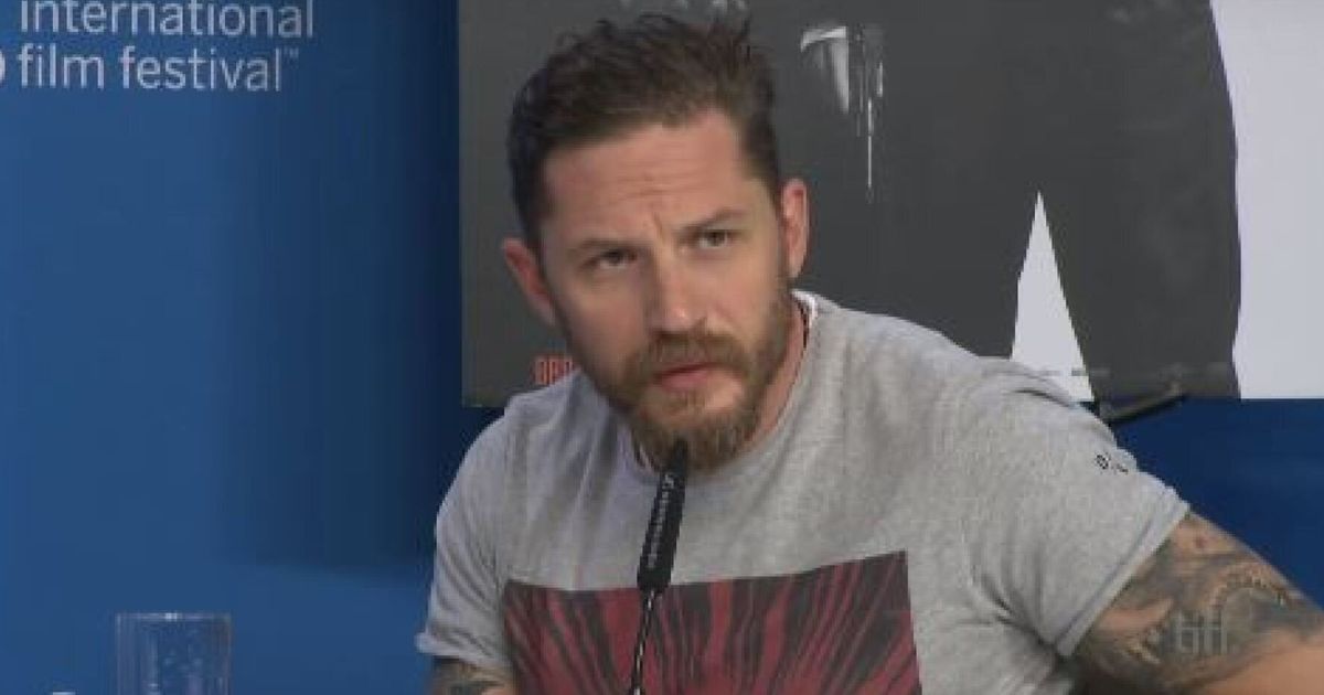 Tom Hardy Shuts Down Awkward Question About His Sexuality During Legend Promo Interview 