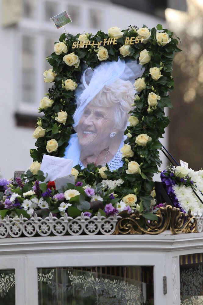 Nanny Pat's Funeral: Mark Wright Leads Mourners As They Say Farewell To ...