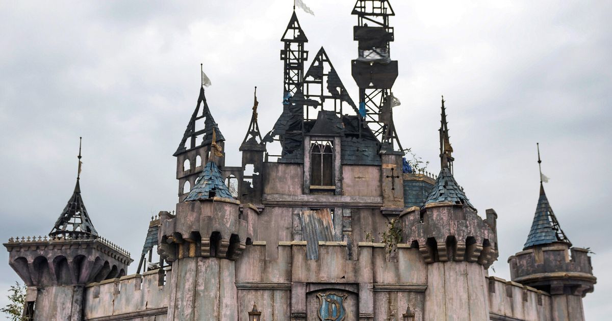 Banksy's Dismaland To Be Sent To Calais To Provide Shelter For Refugees ...