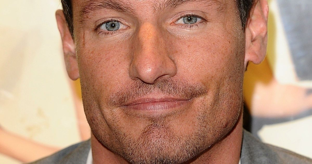Eastenders Star Dean Gaffney Furious After His Estranged Brother Sells Story On His Sex Life