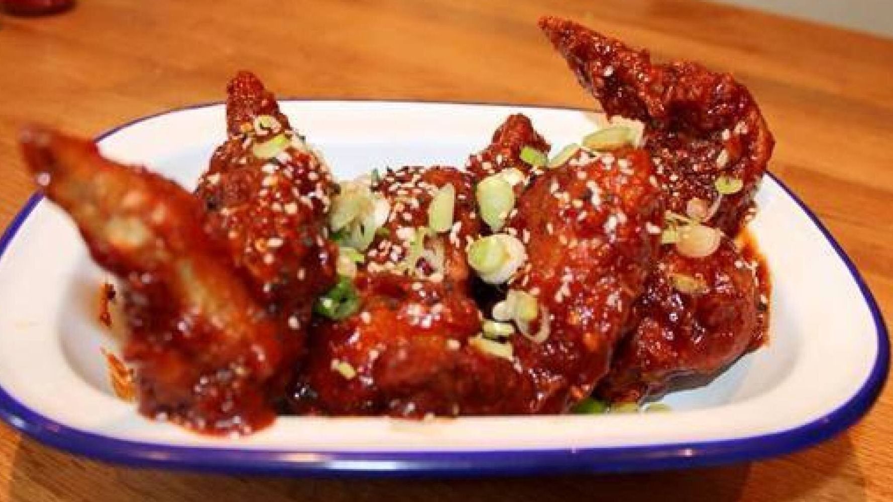 Korean Jumbo Chicken Wings | HuffPost UK Life