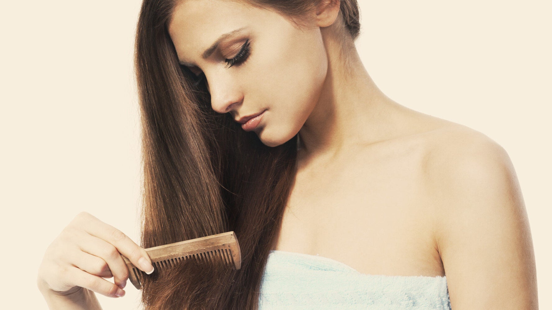 Hair Loss In Women Is 'More Common Than Thought, As Many Suffer In Silence' | HuffPost UK Style Hair Loss In Women Is 'More Common Than Thought, As Many Suffer In Silence' | HuffPost UK Style