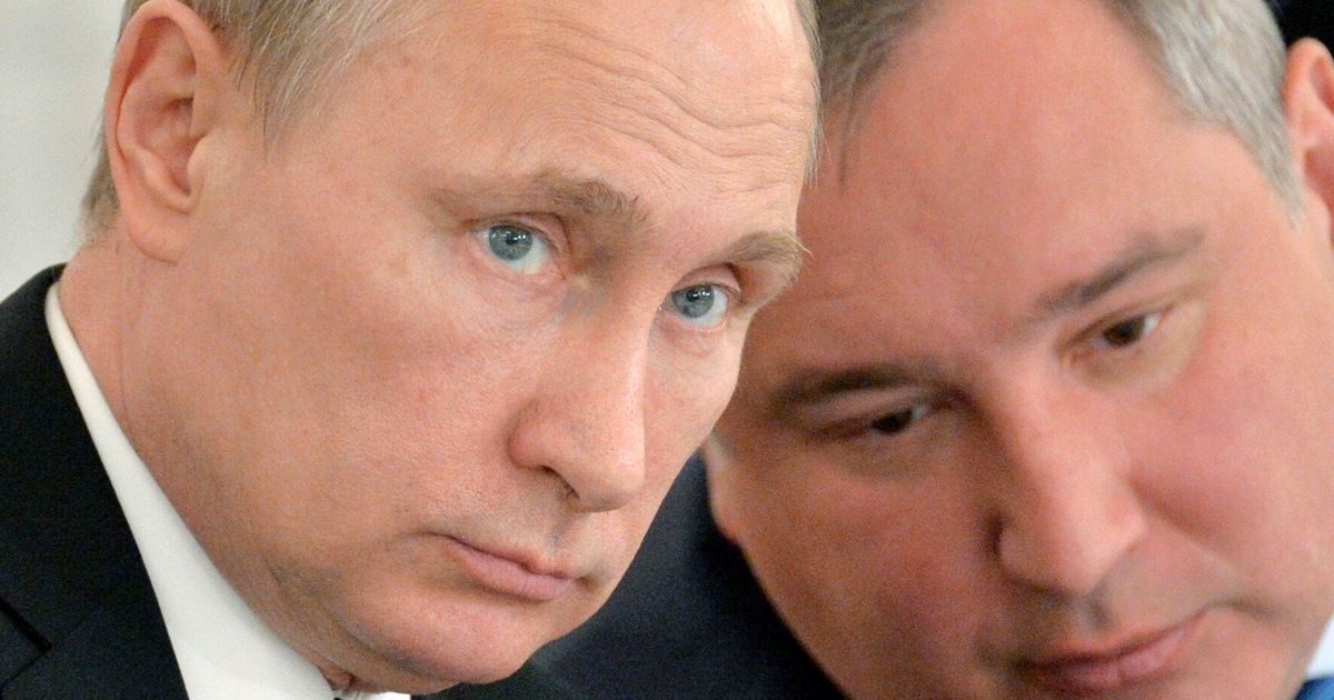 Putin Loyalist Dmitry Rogozin Warns Tanks Dont Need Visas Over
