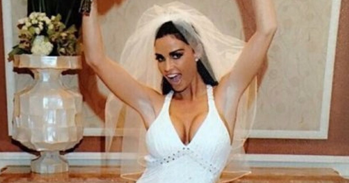 Katie Price Selling Wedding Dress On Ebay Huffpost Uk