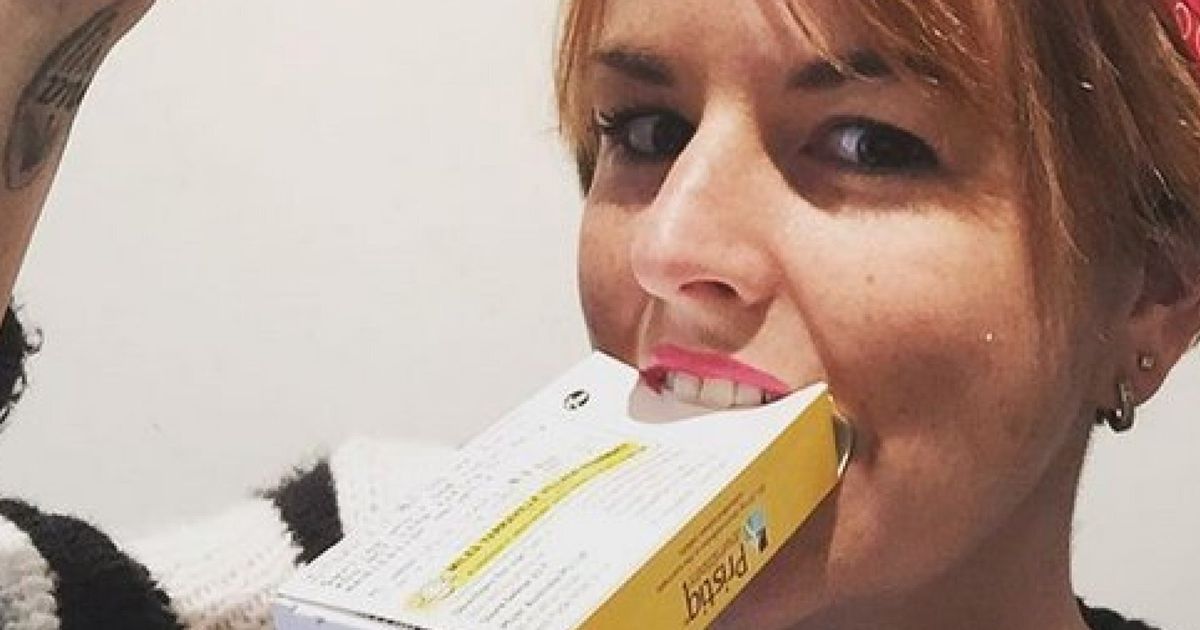 Women Are Sharing Medication Selfies To Prove There S No Shame In Getting Help Huffpost Uk Life
