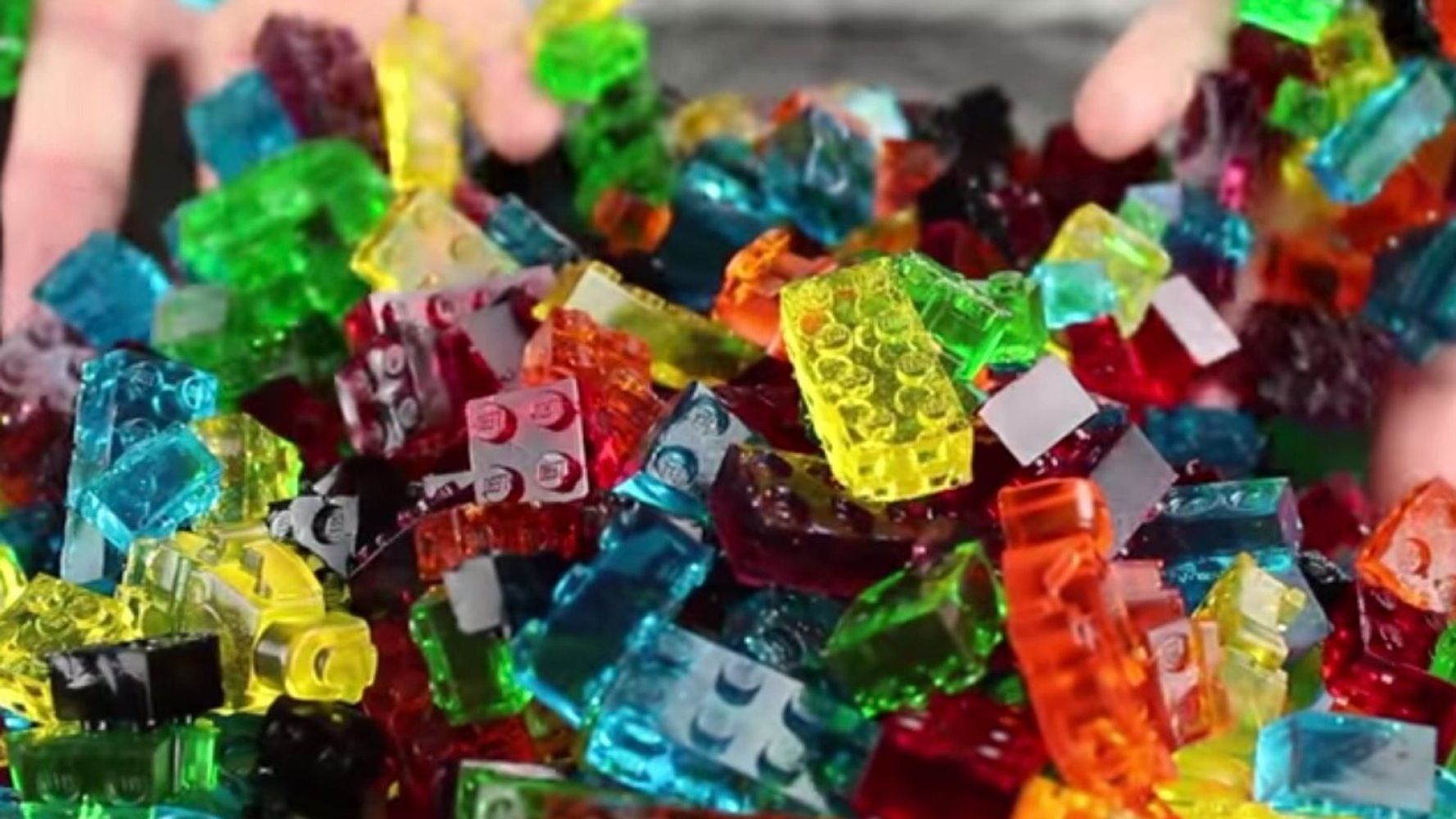 How To Lego Jelly Sweets For Children's Parties (And Just For HuffPost UK Parents