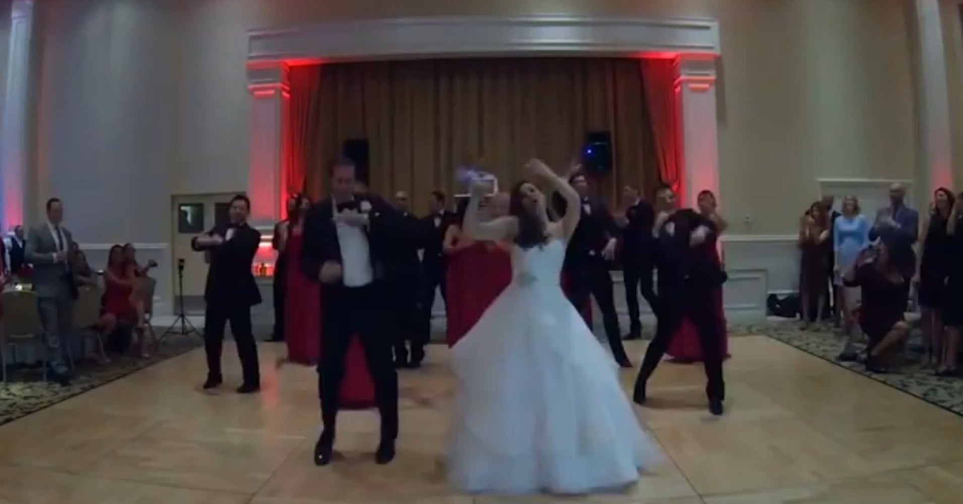 couple 39 s first wedding dance to bruno mars 39 uptown funk bruno mars birth chart