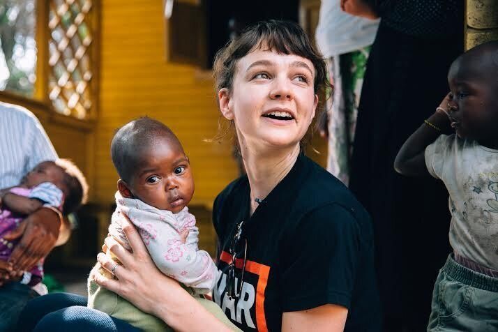 Carey Mulligan in the Democratic Republic of the Congo with War Child