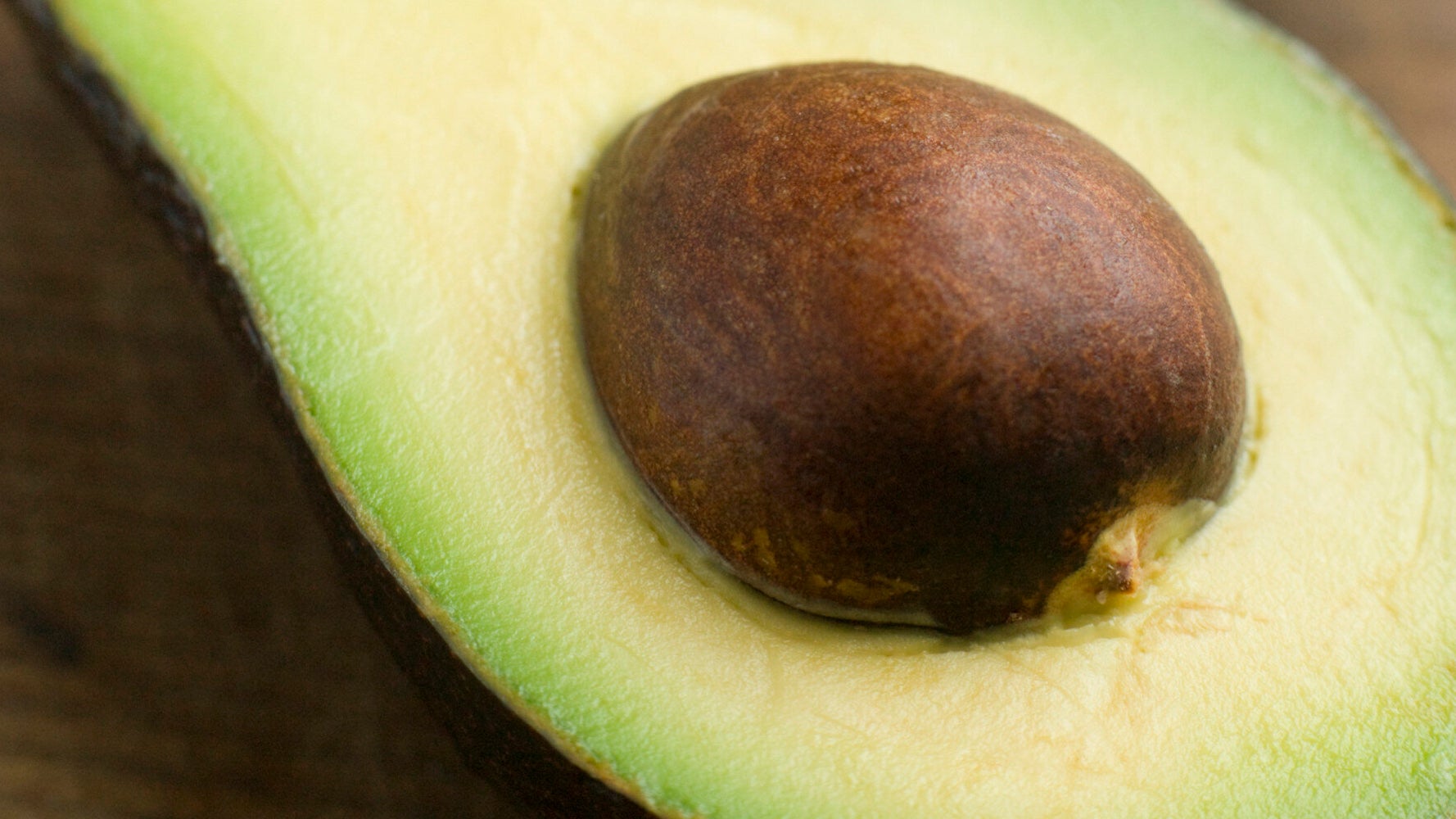 eating-avocado-seeds-could-benefit-your-health-hair-and-skin