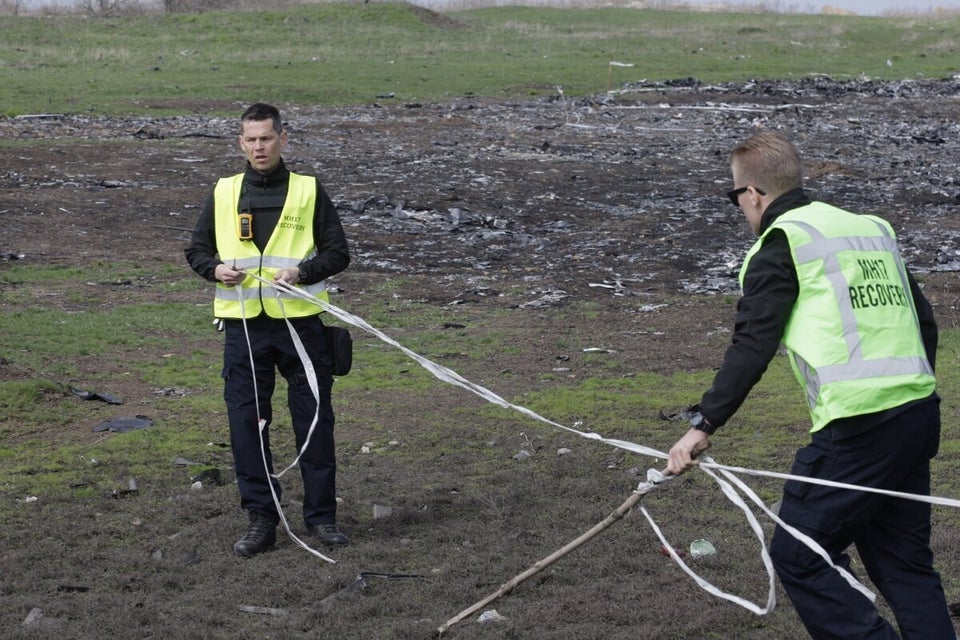 Experts restarted the inspections in the crash site of flight MH-17 in Ukraine