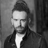 Newton Faulkner - English singer-songwriter and musician from Reigate, Surrey