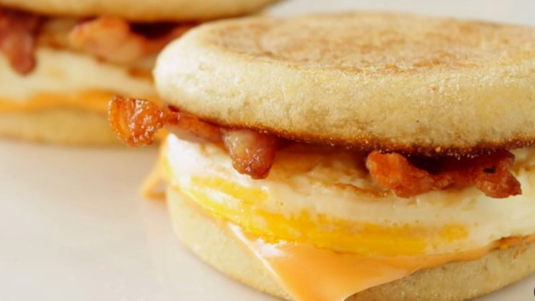 how to make a mcdonalds bacon and egg mcmuffin