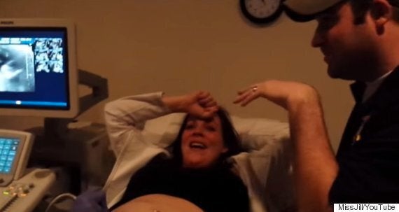 Aunt Has The BEST Reaction To Finding Out Her Sister Is Having Twins