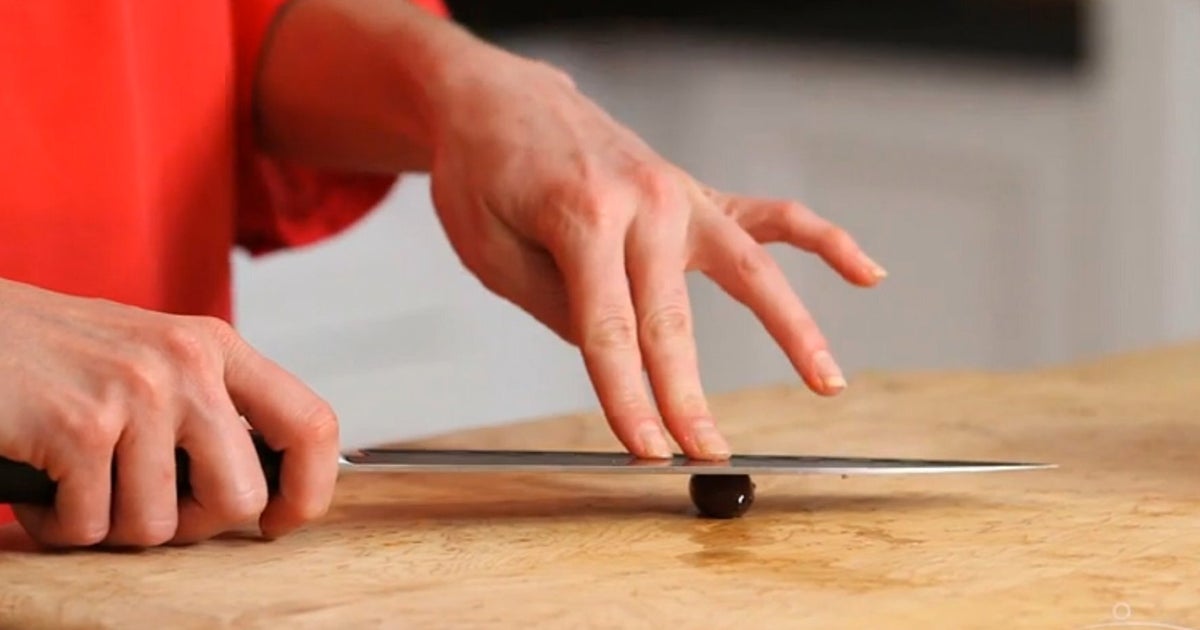 How To Pit Olives In Seconds Without Using Your Teeth HuffPost UK Life