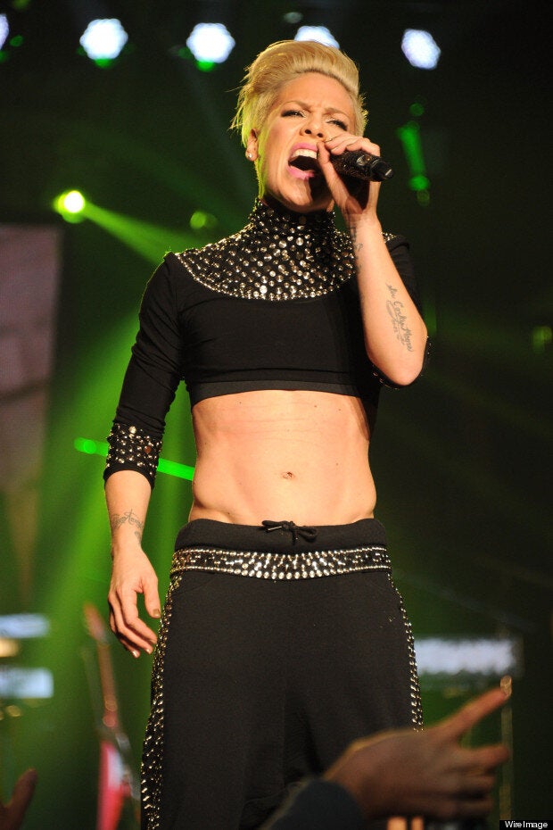 Stage Style Pink Shows Off Killer Abs (And Snarl) In New York HuffPost UK