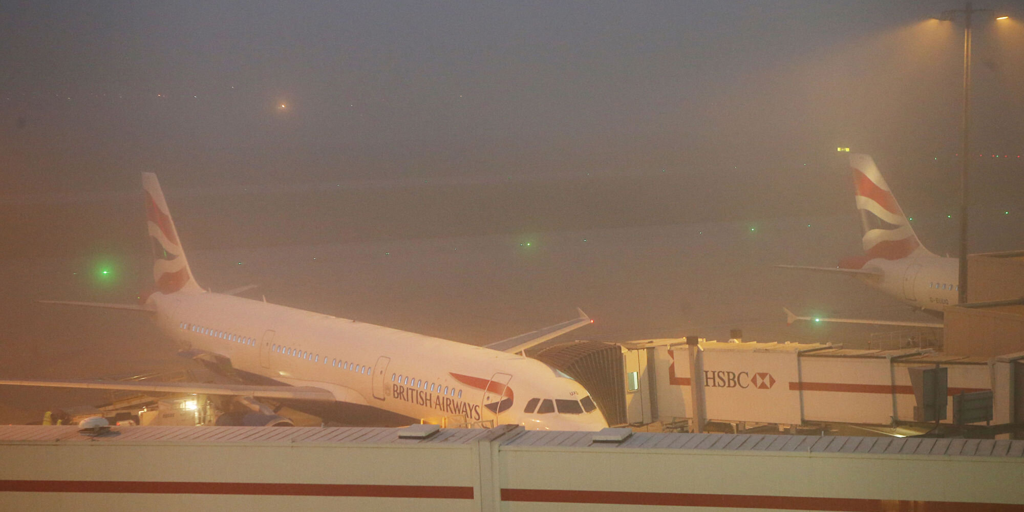 Thick Fog Causes Flight Cancellations At Heathrow Airport, Leaving ...