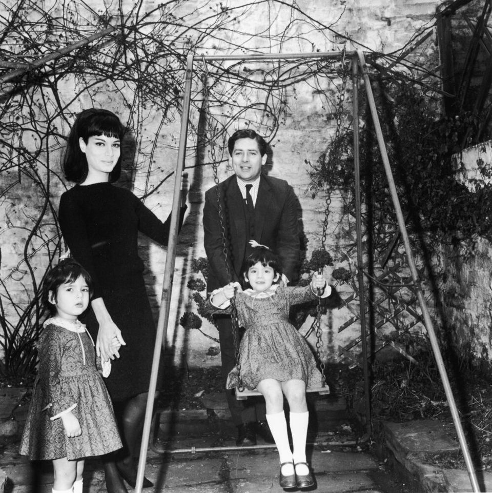 December 1965, with her family