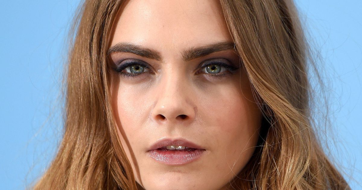 Cara Delevingne Eyebrow Transplants Are Now A Thing (And It's Weirding ...