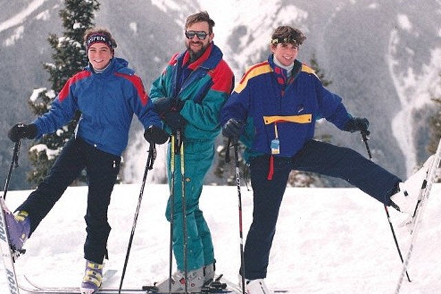 Awkward Family Photos by Mike Bender Awkward Family Photos by Mike Bender