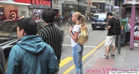 Model Walks Around Hong Kong Naked Nobody Notices Huffpost Uk