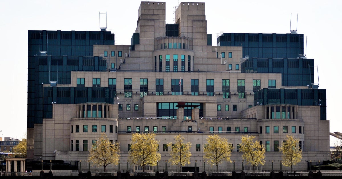 mi6-agent-granted-unacceptable-access-to-data-finds-intelligence