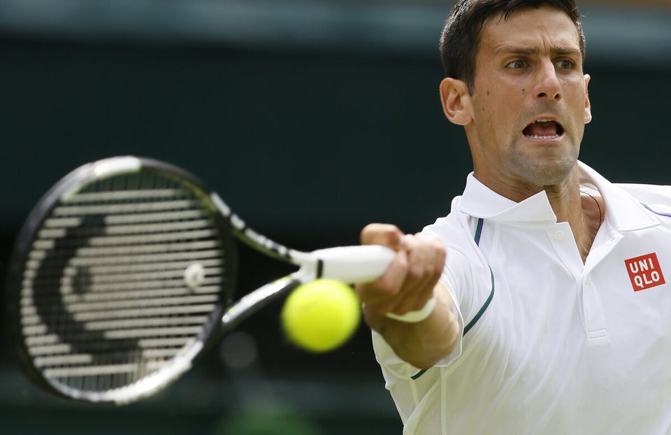 This look of pure panic from Djokovic.