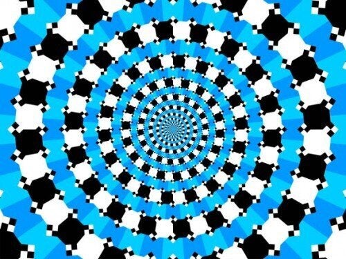 Optical illusion: A girl in inverted colors