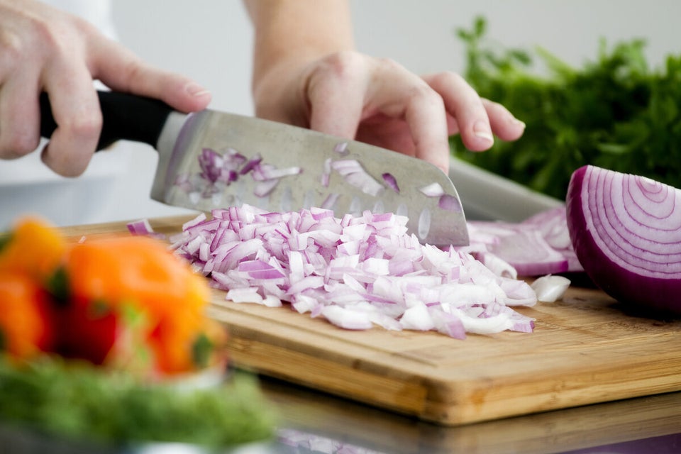 Onions that are not properly cooked through. 