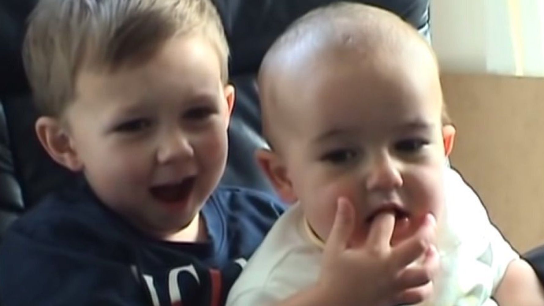 This Is What The Stars Of Viral Video 'Charlie Bit My Finger' Look Like ...