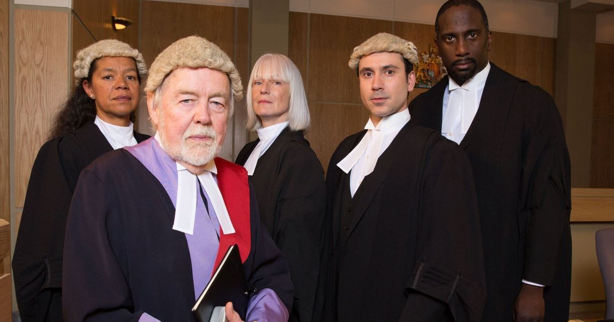 ‘EastEnders' Spoiler: Dot Cotton Appears In Court To Face Murder Charge ...