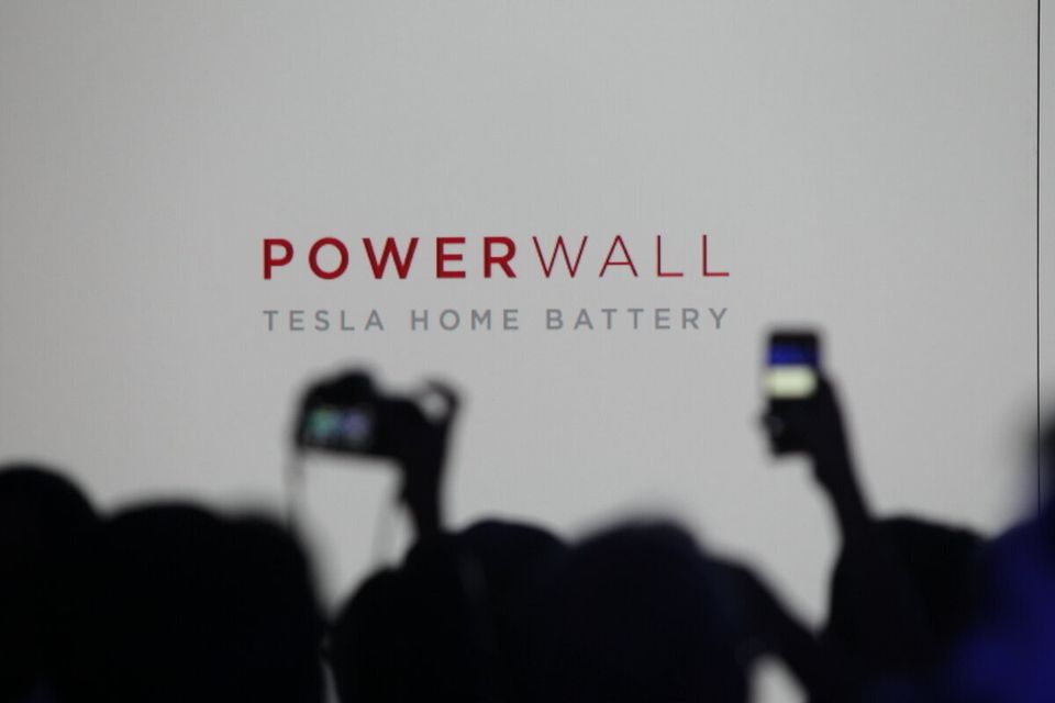 Elon Musk Unveils Tesla Energy, Powerwall and Powerpack