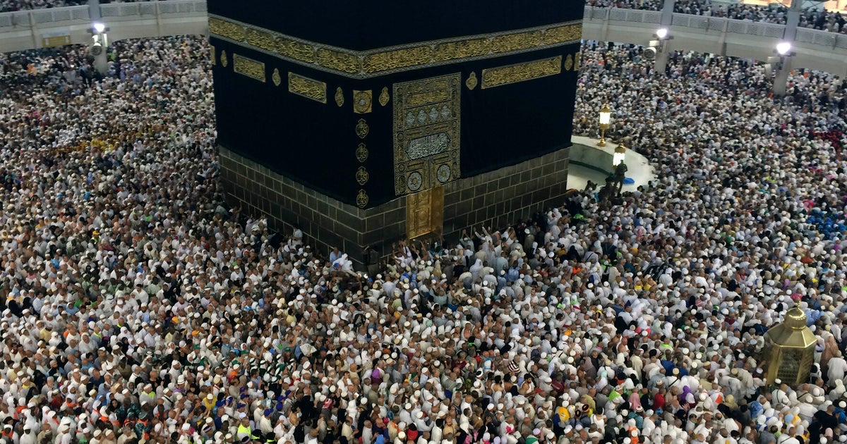Snapchat's Mecca Live Stream Of Ramadan Prayers Praised For Its