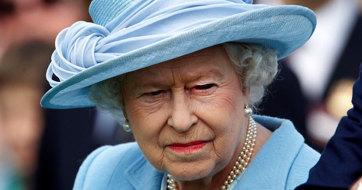 Queen Nazi Salute Video Publication Leaves Buckingham Palace ...