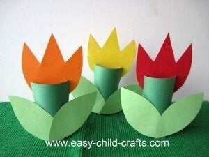 Toilet roll tulips