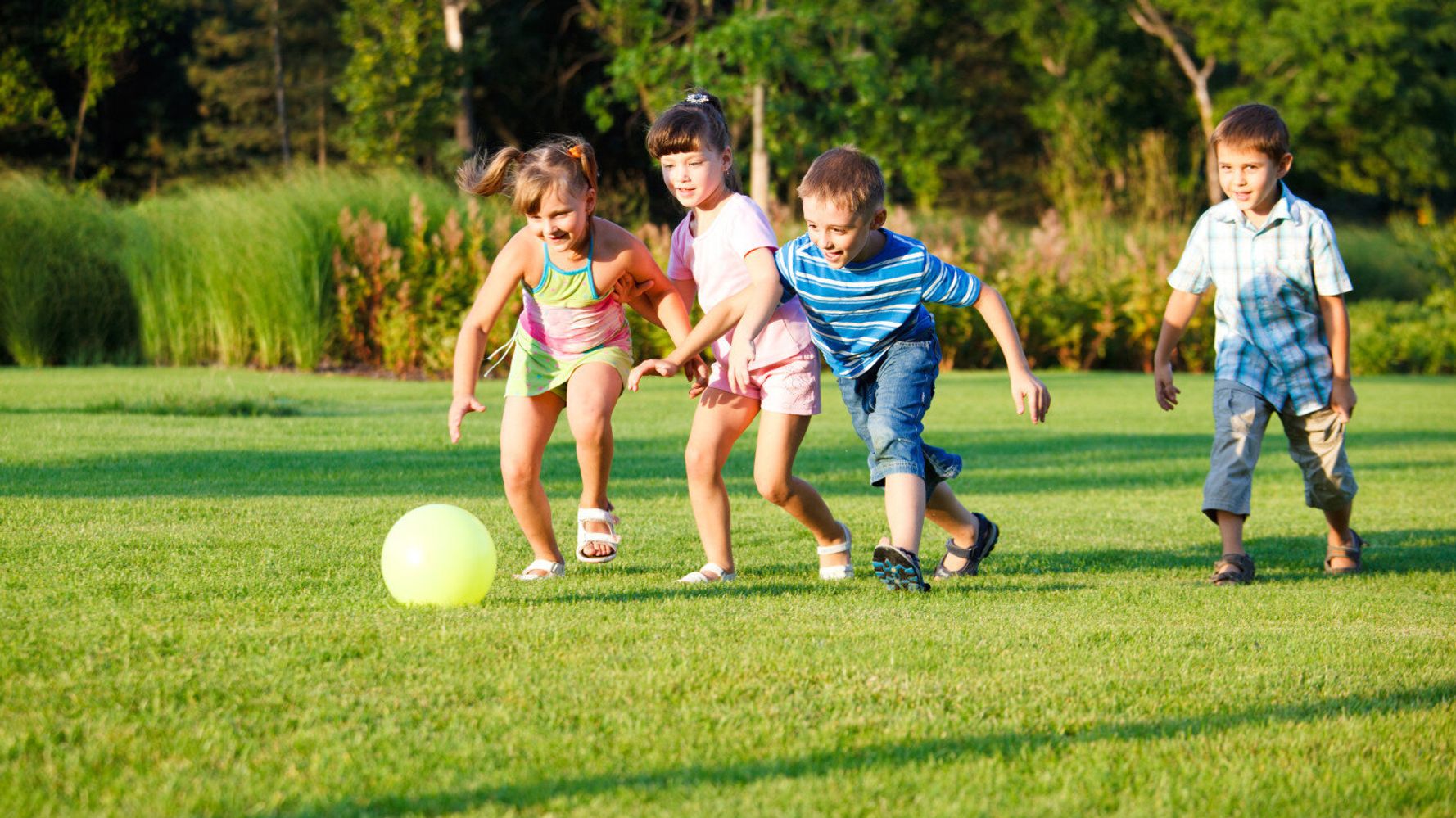 Let the Children Play! - Why Children Should Be Playing Outside This