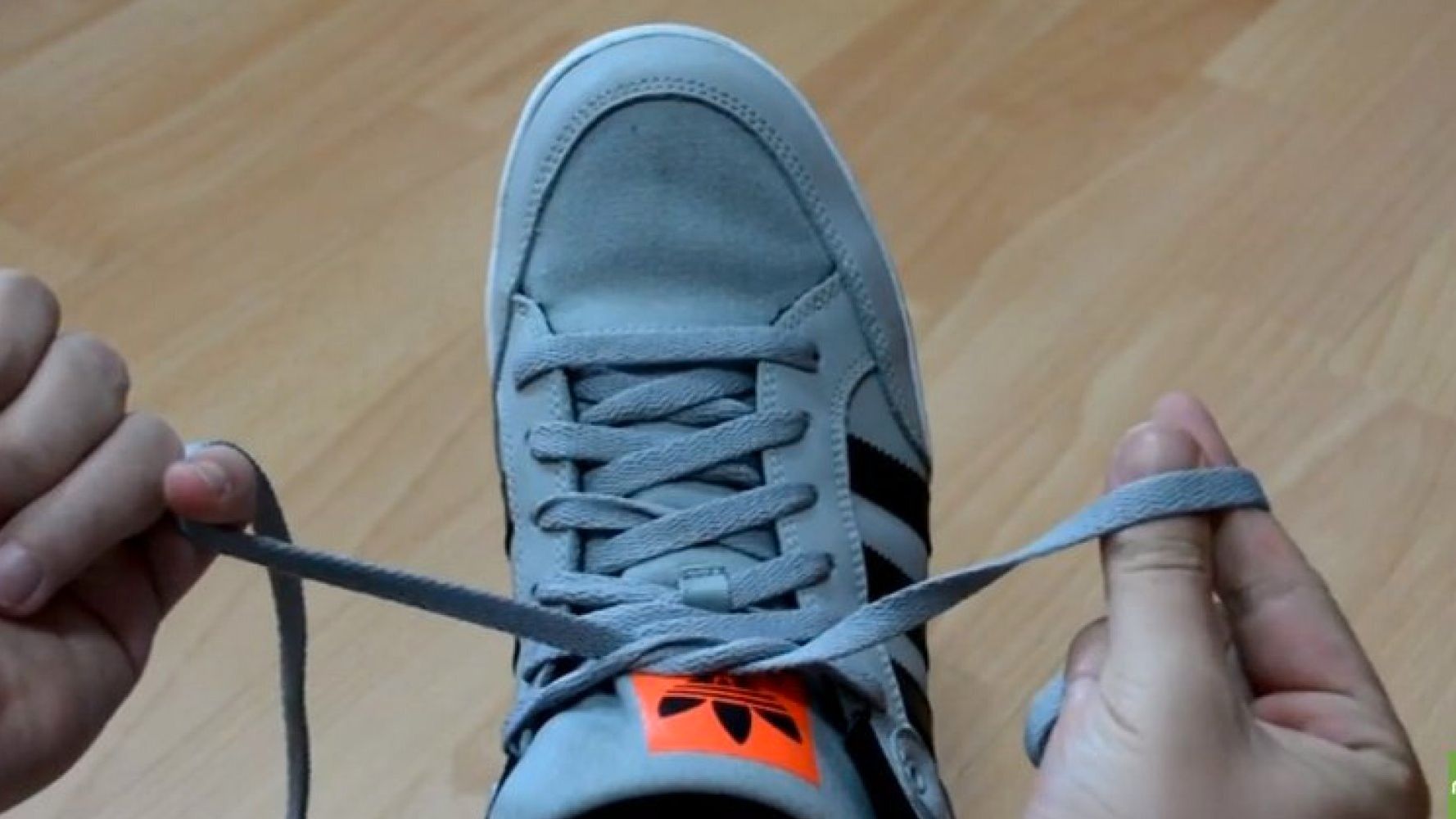 Here's How To Tie Your Child's Shoelace In Two Seconds Like A Boss ...