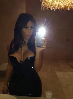 Kim Kardashian Reveals She Used To Pee On Herself At Awards1