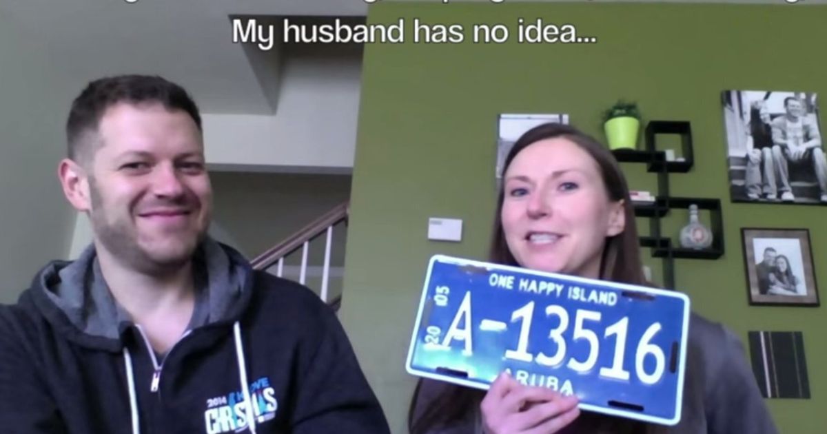 Wife Surprises Husband With Pregnancy Announcement After Five Years Of 7807