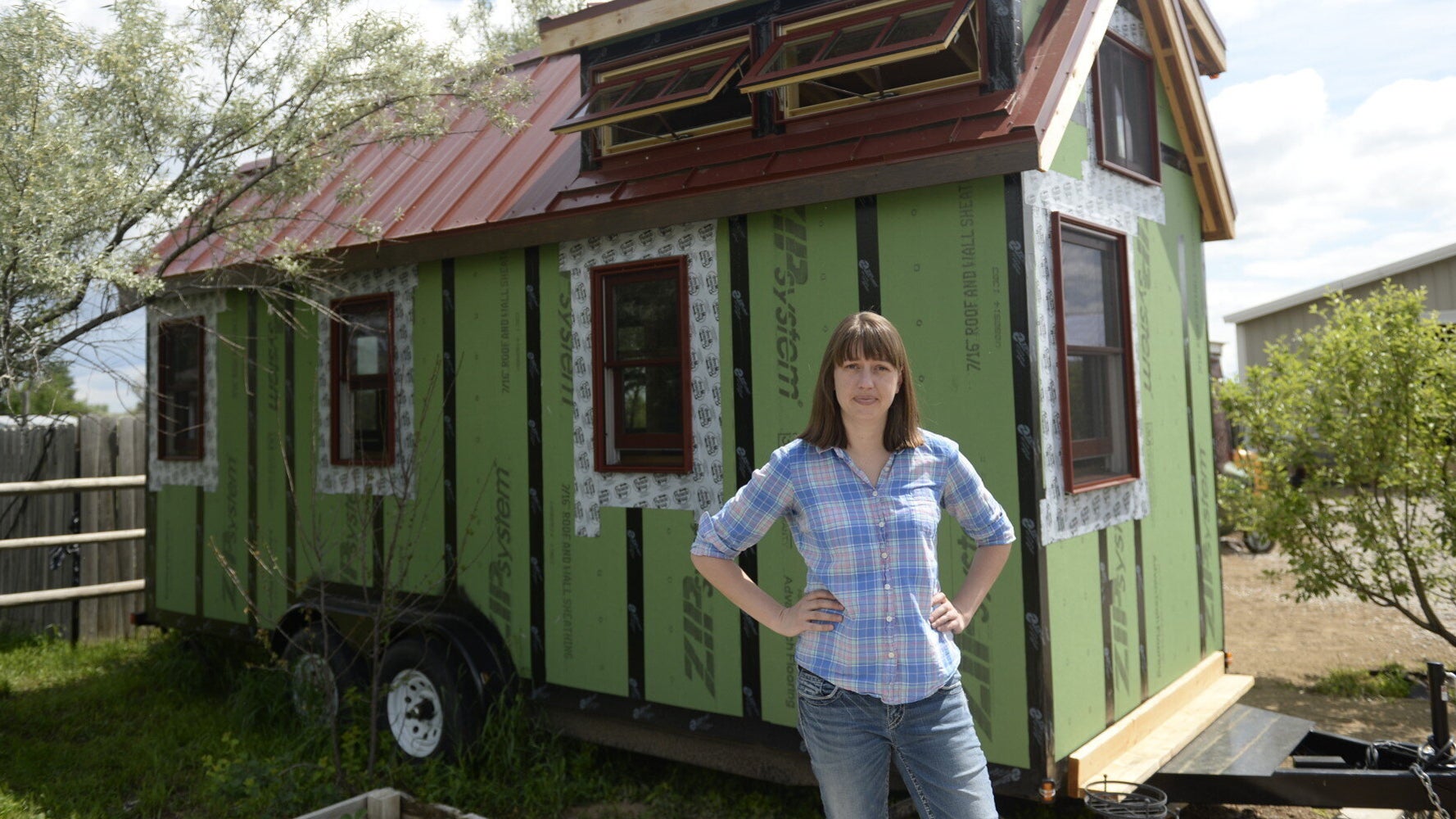 Woman Sells Belongings On Facebook To Live In Shed On Wheels 'You Don