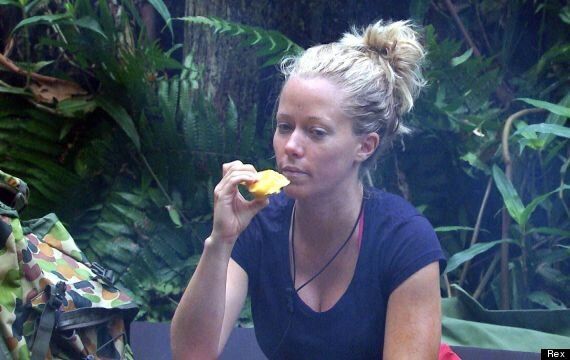 Im A Celebrity Star Kendra Wilkinson Strips Off For Bum Flashing Jungle Shower Pics 