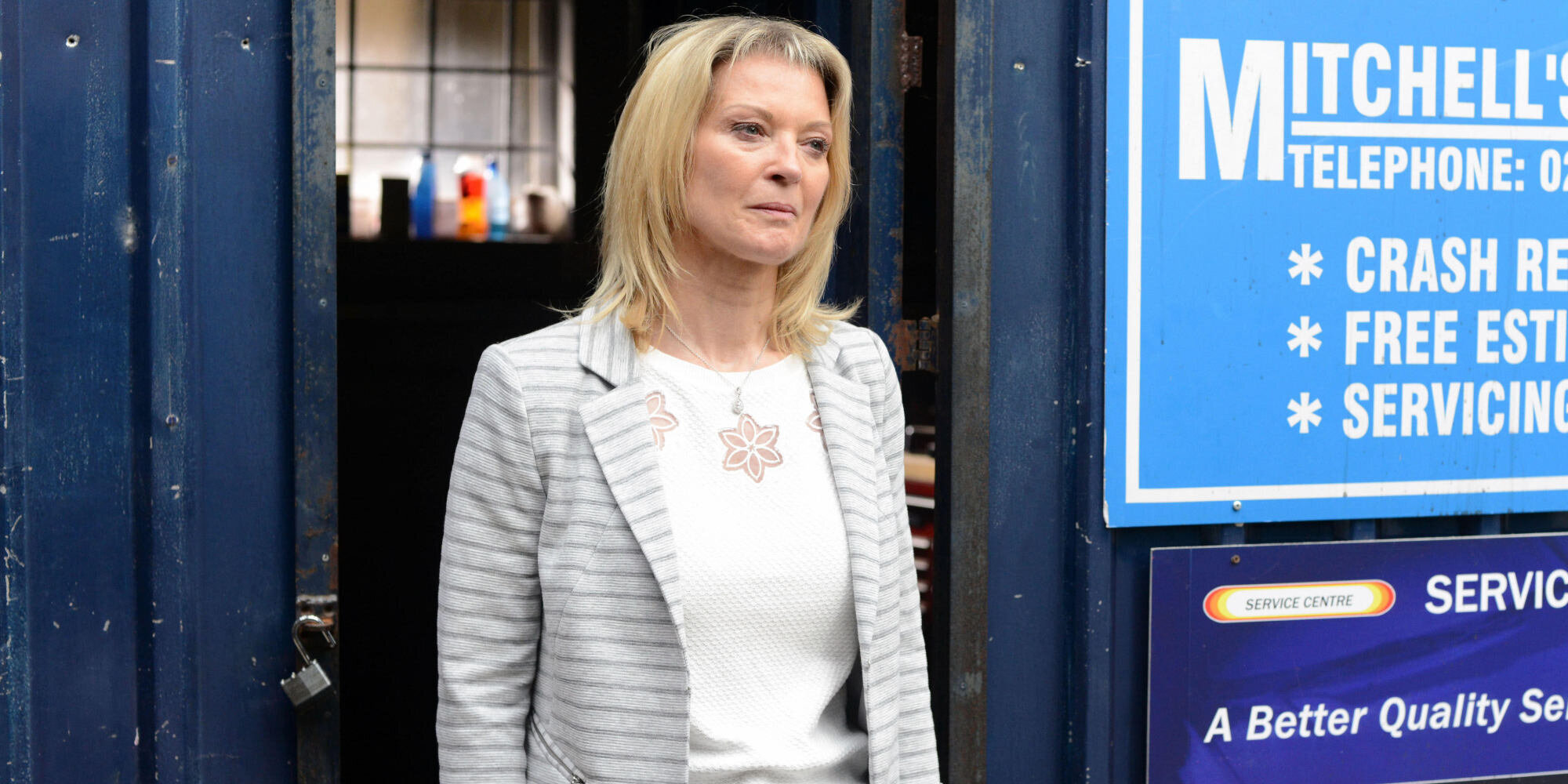 ‘EastEnders' Spoiler: Kathy Beale's Back In Walford! Gillian Taylforth ...