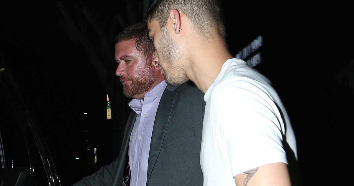 Zayn Malik Debuts Lotus Tattoo Following Split From Fiancée Perrie Edwards Pics Huffpost Uk 