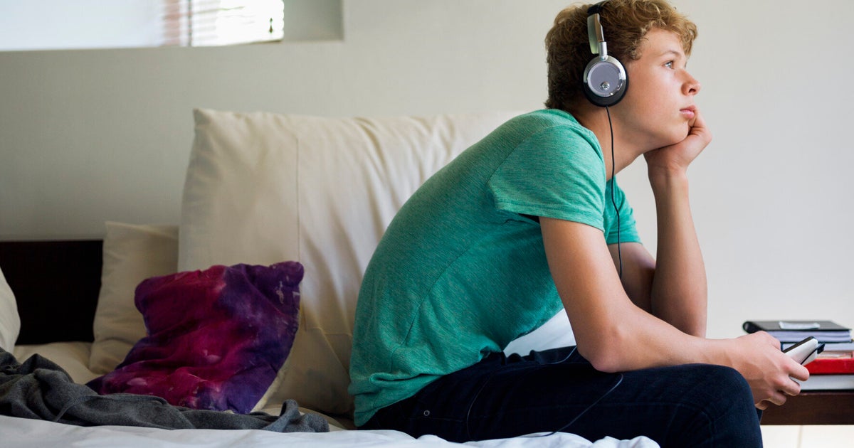 NHS To Encourage Teens To Use Apps To Help Battle Depression HuffPost