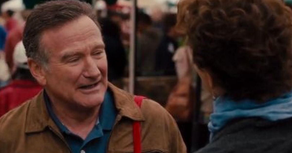 Robin Williams Appears In One Of His Final Roles With Annette Benning ...