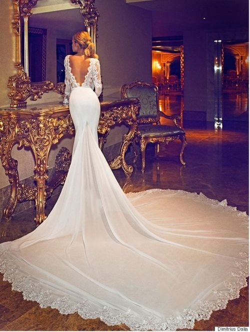 Viral Jennifer Aniston Wedding Dress Designed By Dimitrius Dahlia