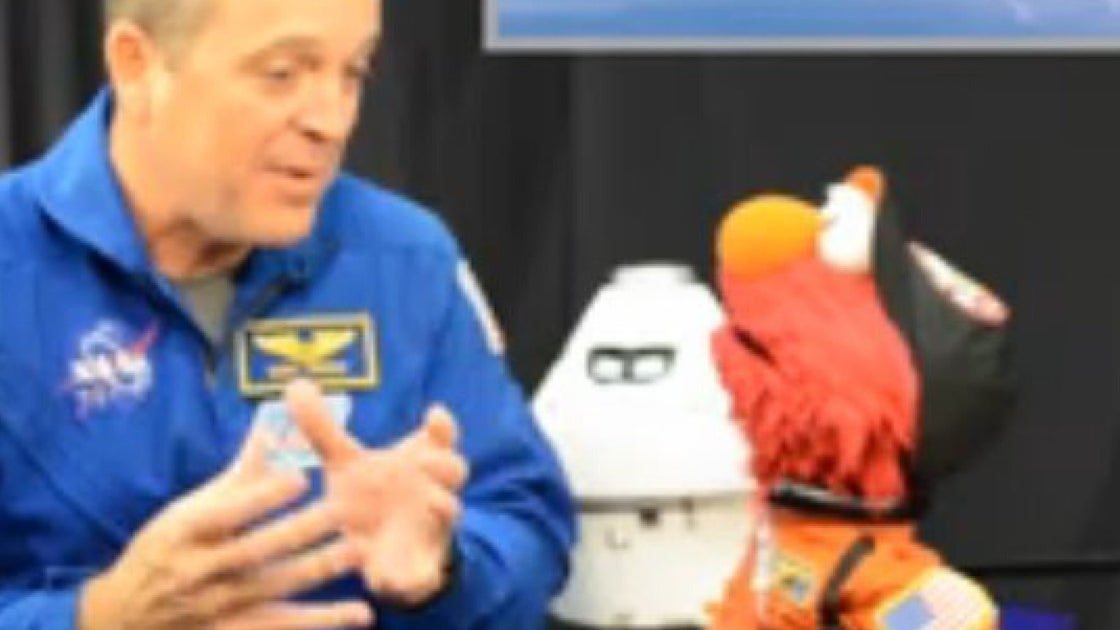 Elmo Rocketship orion space craft