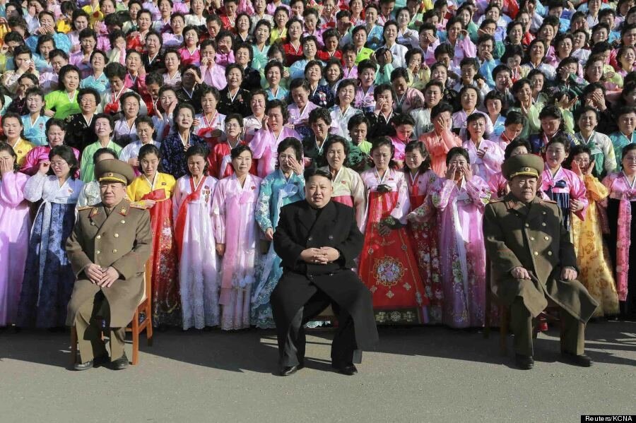 Kim Jong Un Surrounded By Crying North Korean Women Is An Incredible ...