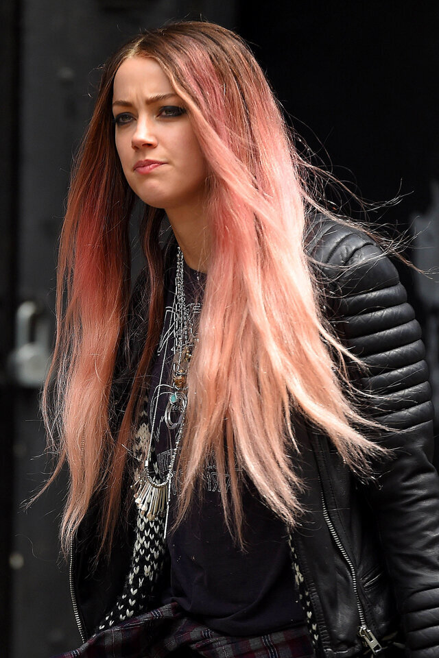 Amber Heard Hair Latest Star Showcases Pink Hair And Its Pretty Cool   HuffPost UK Style