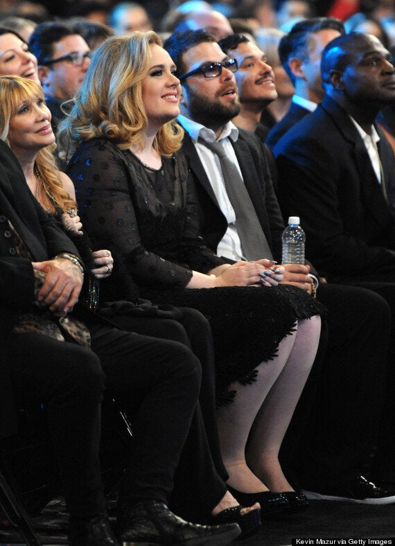 Adele S Boyfriend Simon Konecki Living Apart From The Singer Huffpost Uk