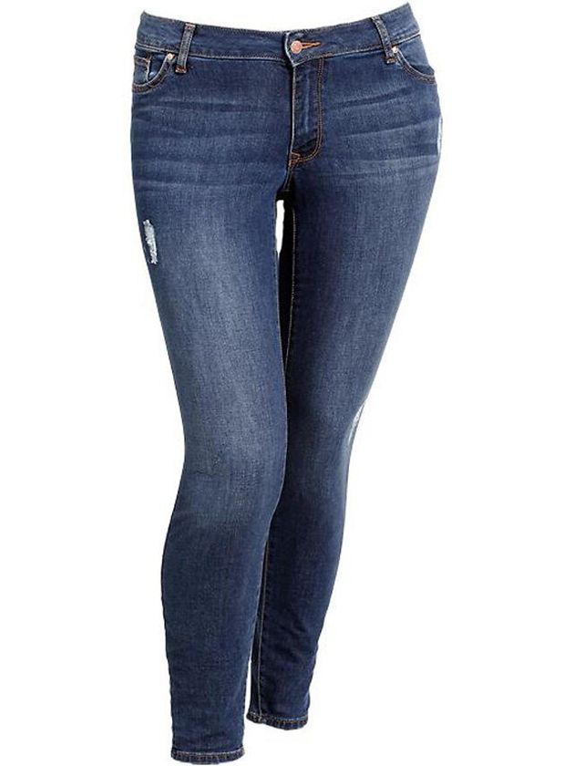 Old Navy Photoshops Thigh Gaps Onto Plus-Size Mannequins | HuffPost UK